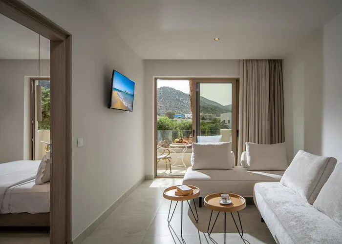 Parthenis Hotel&Suites Malia
