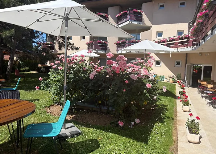 The Originals City, Hôtel L'Arc-En-Ciel, Thonon-les-Bains (Inter-Hotel)