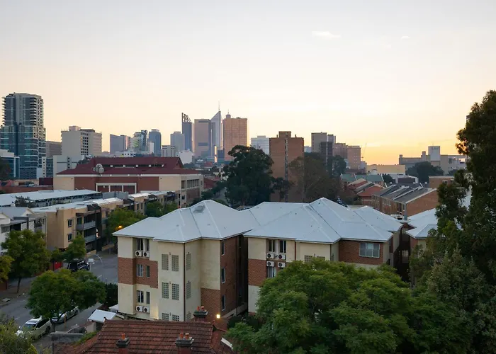 Baileys Serviced Apartments