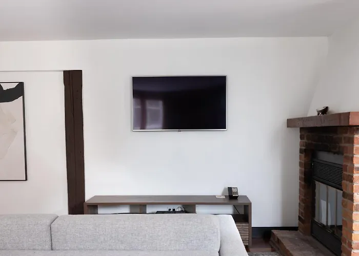 Lofts Du Vieux-Port By Gray Collection