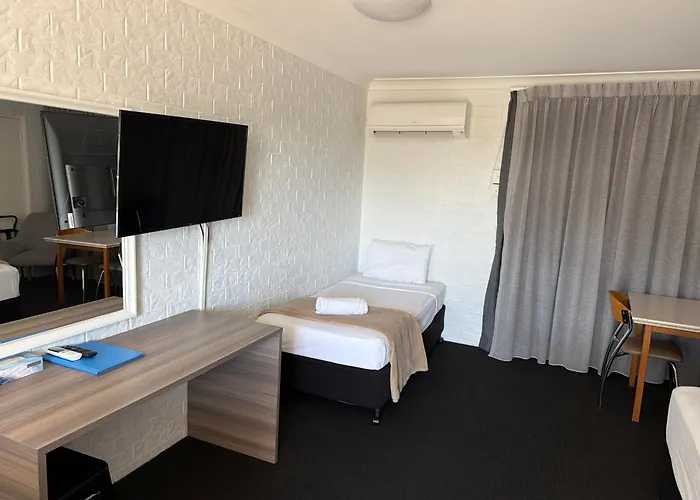 Bribie Waterways Motel