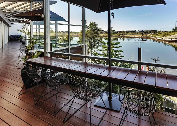Mercure Sunshine Coast Kawana Waters