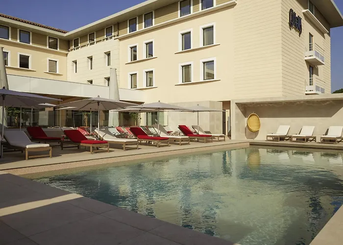 Mercure Avignon Gare TGV