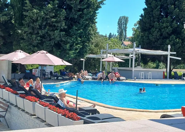 Detelina Hotel