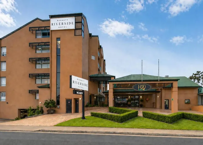 Burnett Riverside Hotel