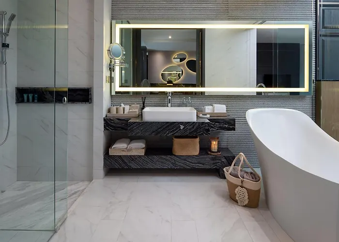 Wyndham Grand Nai Harn Beach Phuket