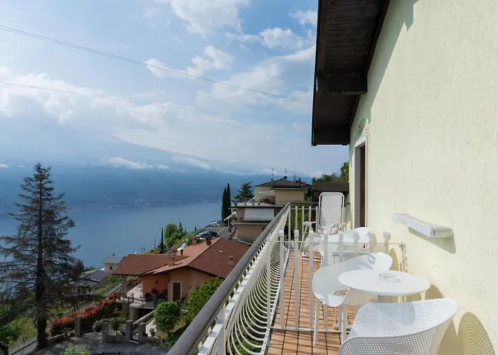 Village Hotel Lucia