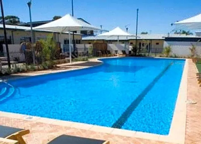 Broadwater Mariner Resort