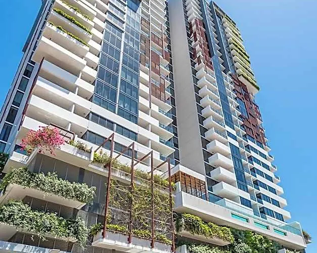 Serain Residences On Merivale Street