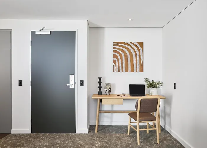 Adina Apartment Perth