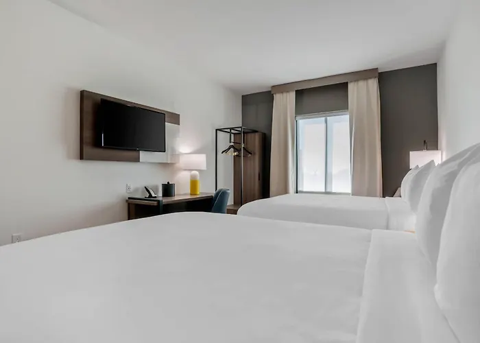 Comfort Inn & Suites Panama City Beach - Pier Park Area