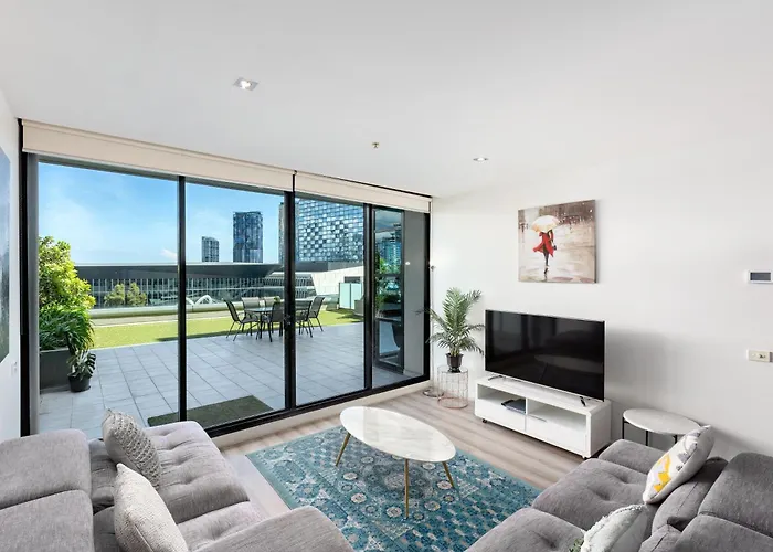 Waterfront Melbourne Apartments