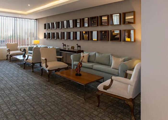 Hotel Palacio Azteca Tijuana, Trademark By Wyndham