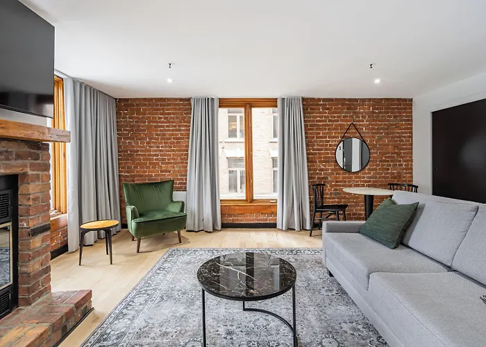 Lofts Du Vieux-Port By Gray Collection