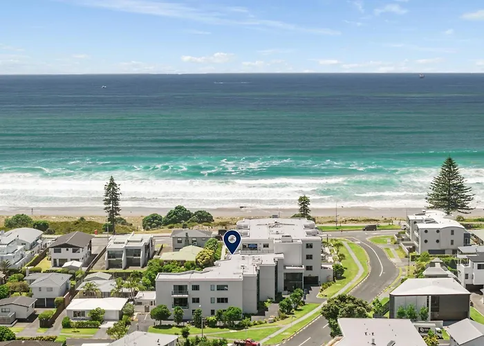 Reef Beachfront Apartments