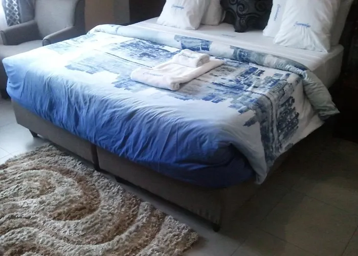 Crownedge Hotels