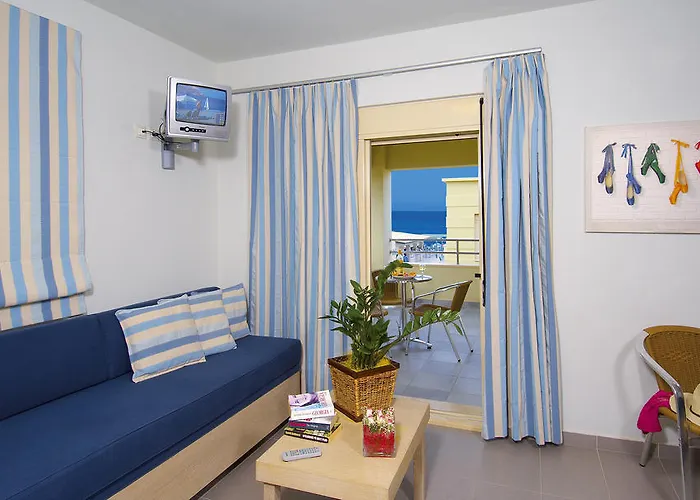 Lissos Beach Platanés