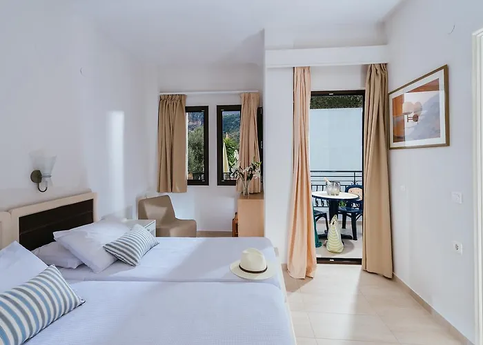 Paradise Hotel-Apartments
