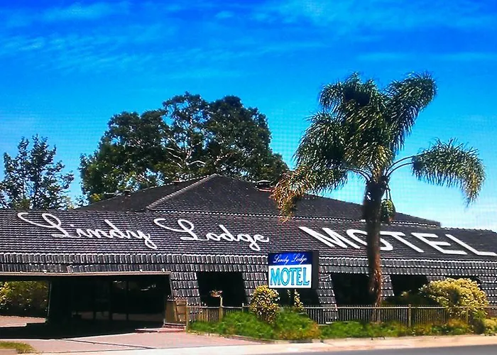 Lindy Lodge Motel