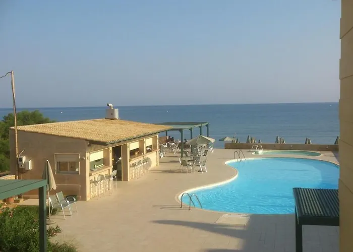 Lissos Beach Platanés