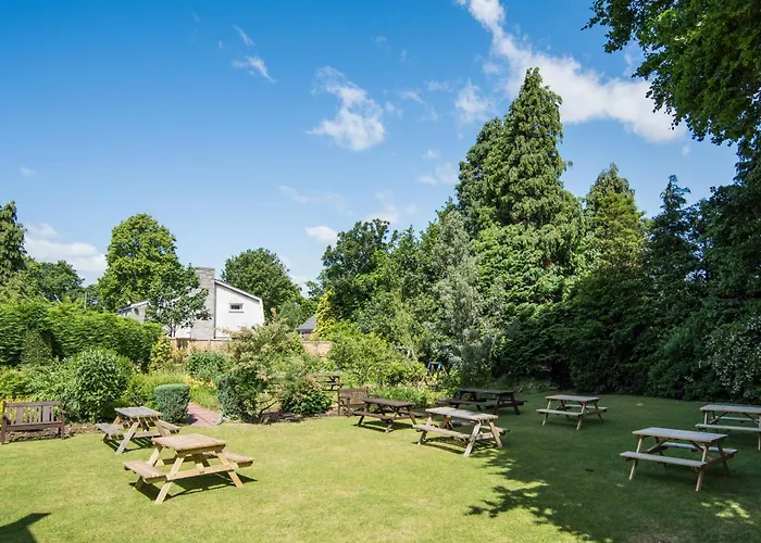 Tankerville Arms Hotel
