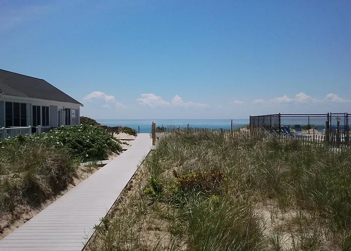 Horizons Beach Resort North Truro