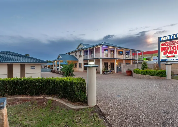 Clifford Gardens Motor Inn