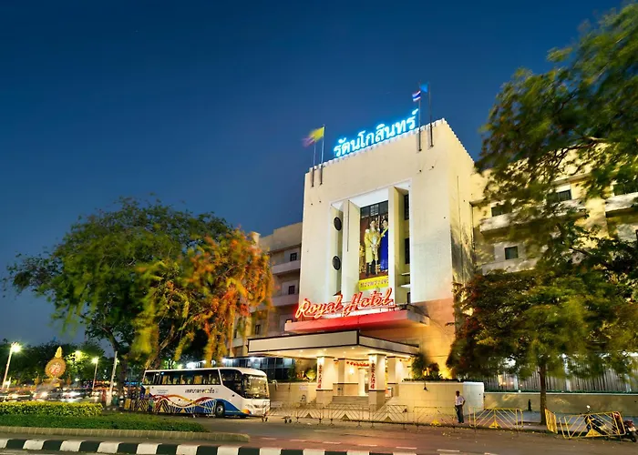Royal Rattanakosin Hotel - Near Grand Palace & Khaosan Road