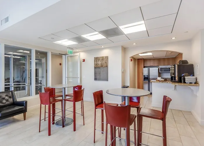 Dadeland Towers By Miami Vacations Aparthotel South Miami