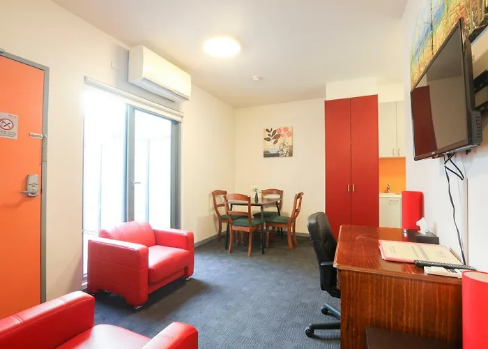 Alston Apartments Hotel