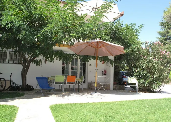 Résidence Miro, gîtes climatisés avec piscine et tennis Les Arcs-sur-Argens