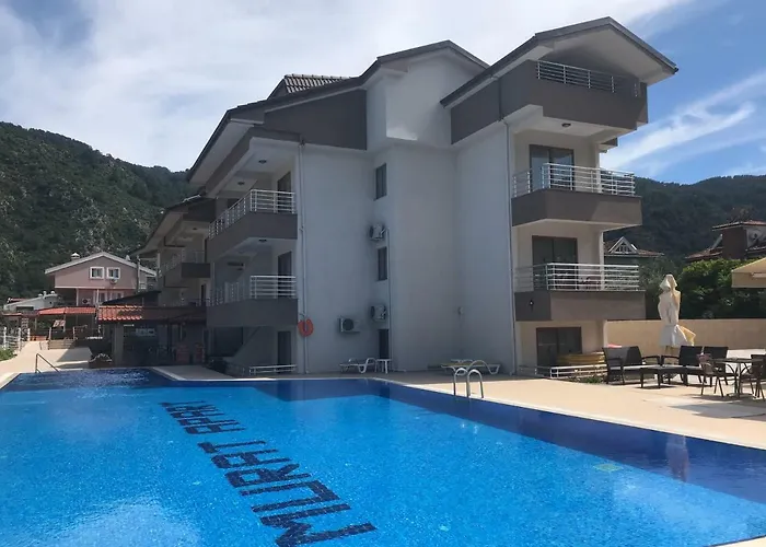 Murat Apart