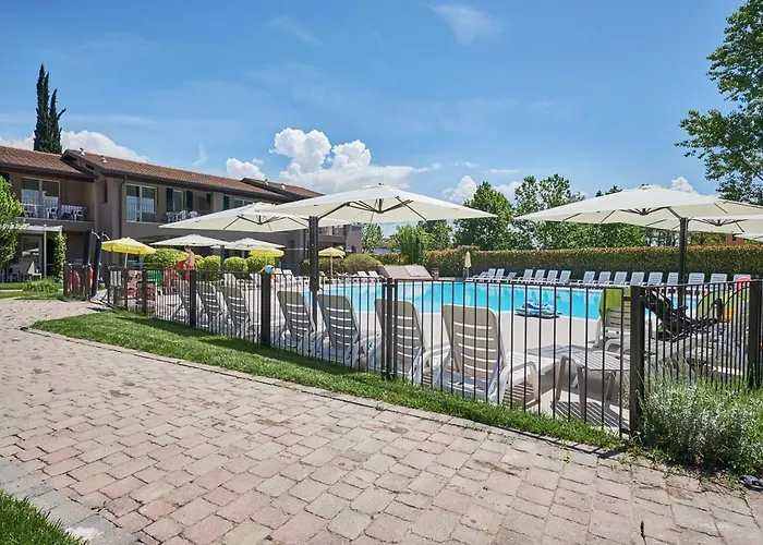 Villaggio Turistico Lugana Marina