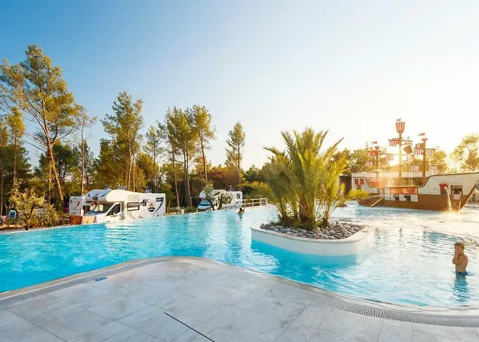 Mobile Homes Camping Santa Marina, Lanterna