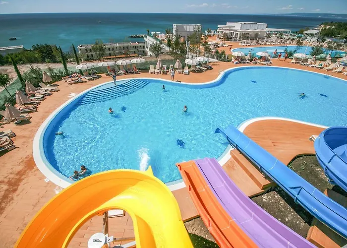 White Lagoon Resort