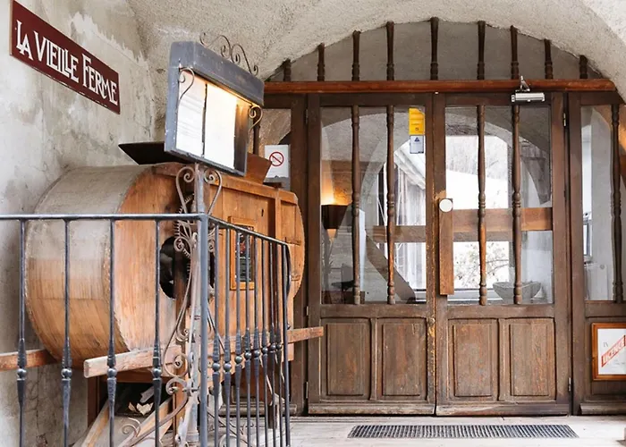 Langley Hotel La Vieille Ferme