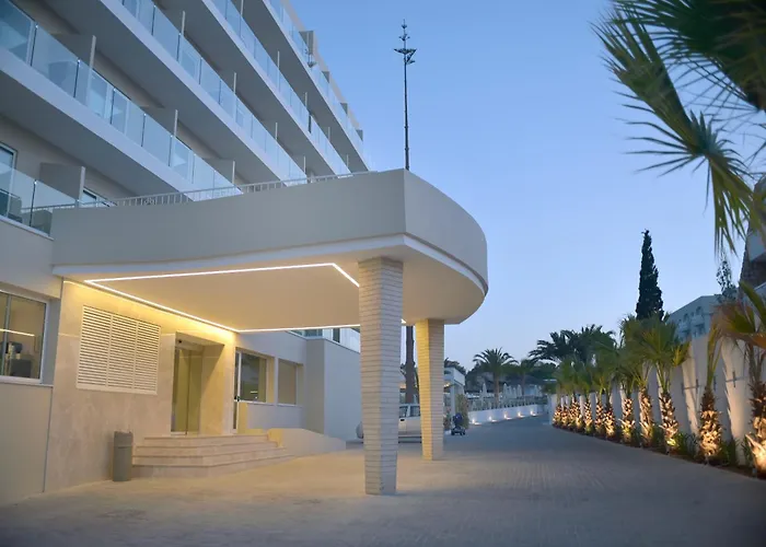 Sunrise Gardens Aparthotel