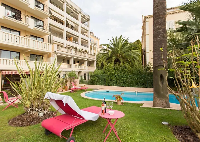 Sun Riviera Hotel