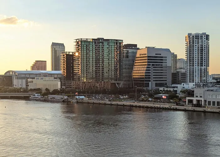 Mint House Tampa Downtown By Kasa Hotel