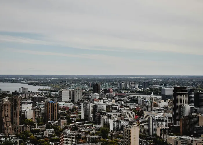 Hotel Monroe - Downtown Montreal
